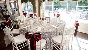 Formal Indoor Decoration Arrangement